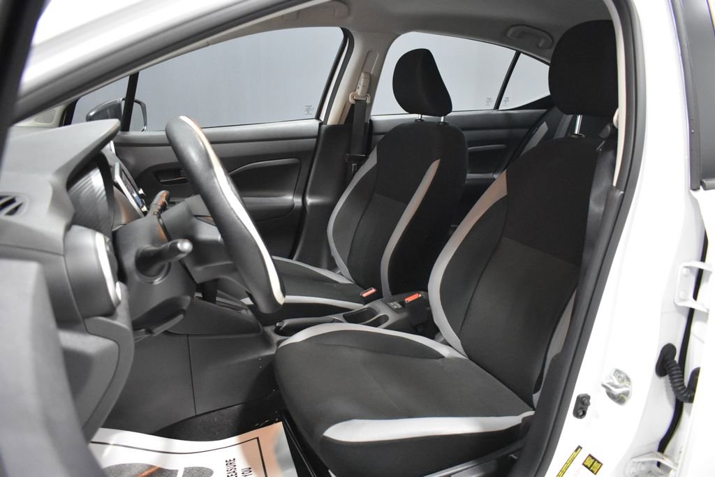 Certified 2025 Nissan Versa S w/ Trunk Package image 5