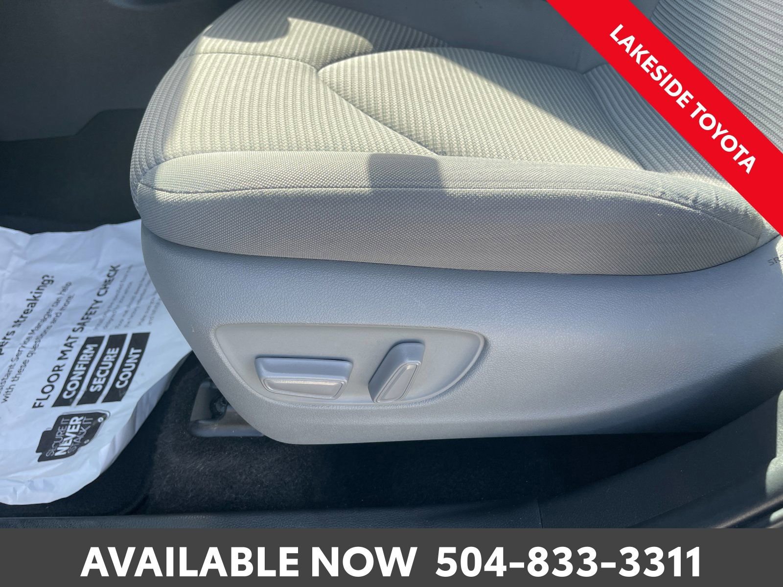 Used 2023 Toyota Highlander LE image 28