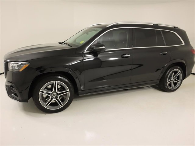 Used 2024 Mercedes-Benz GLS 450 4MATIC image 2
