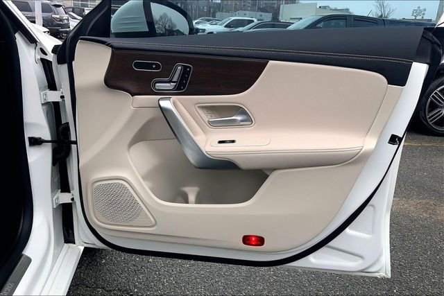 Certified 2022 Mercedes-Benz CLA 250 4MATIC image 19