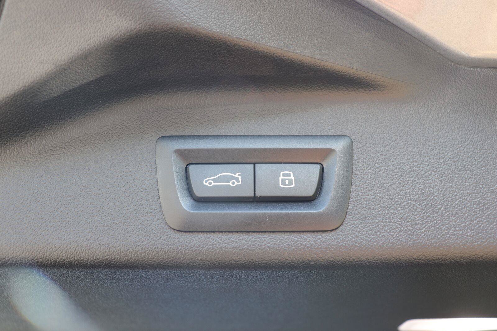 Used 2024 BMW X5 sDrive40i w/ Premium Package RWD image 18