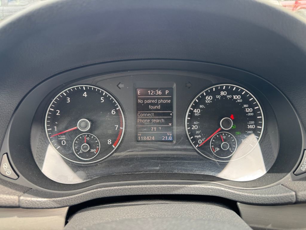 Used 2014 Volkswagen Passat 2.5 SE FWD image 21