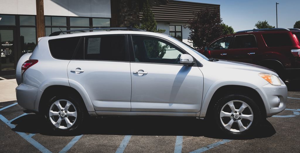 Used 2012 Toyota RAV4 Limited w/ Premium Plus Value Pkg AWD/4WD image 8