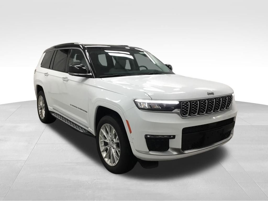 Used 2021 Jeep Grand Cherokee L Summit w/ Advanced Protech Group IV AWD/4WD image 3