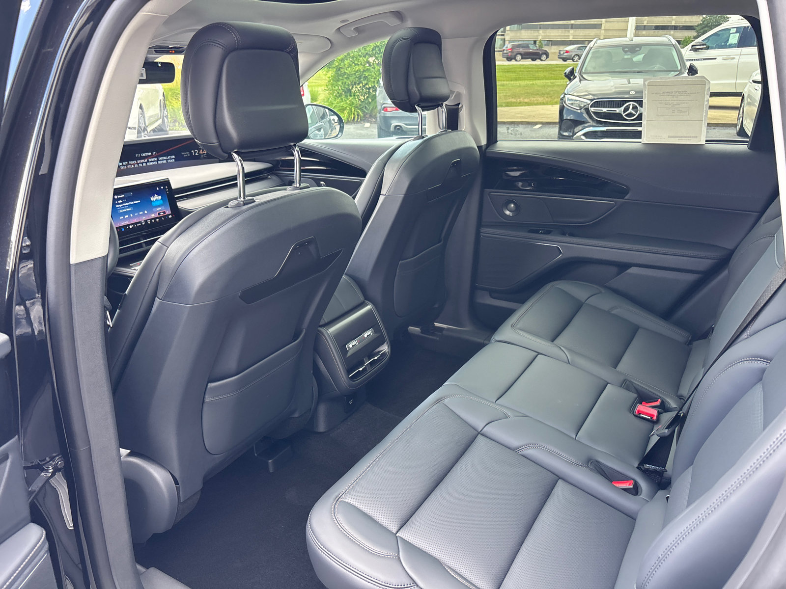 New 2026 Lincoln Nautilus Premier w/ Equipment Group 102A AWD/4WD image 28