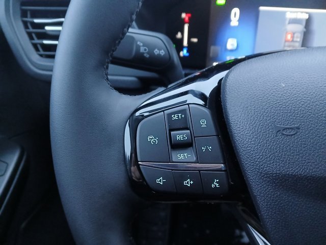 New 2026 Ford Escape SE w/ Class II Trailer Tow Package image 14