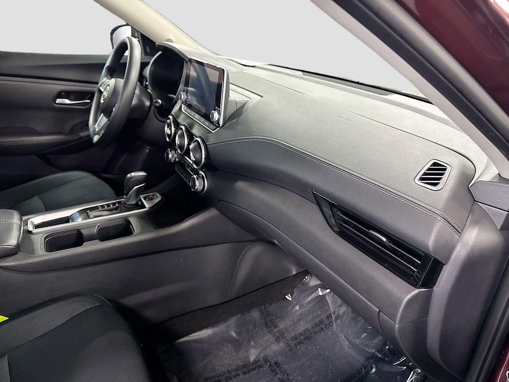 Used 2024 Nissan Sentra SV image 31