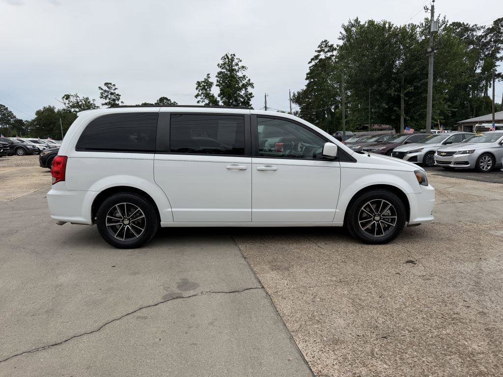 Used 2019 Dodge Grand Caravan GT FWD image 4