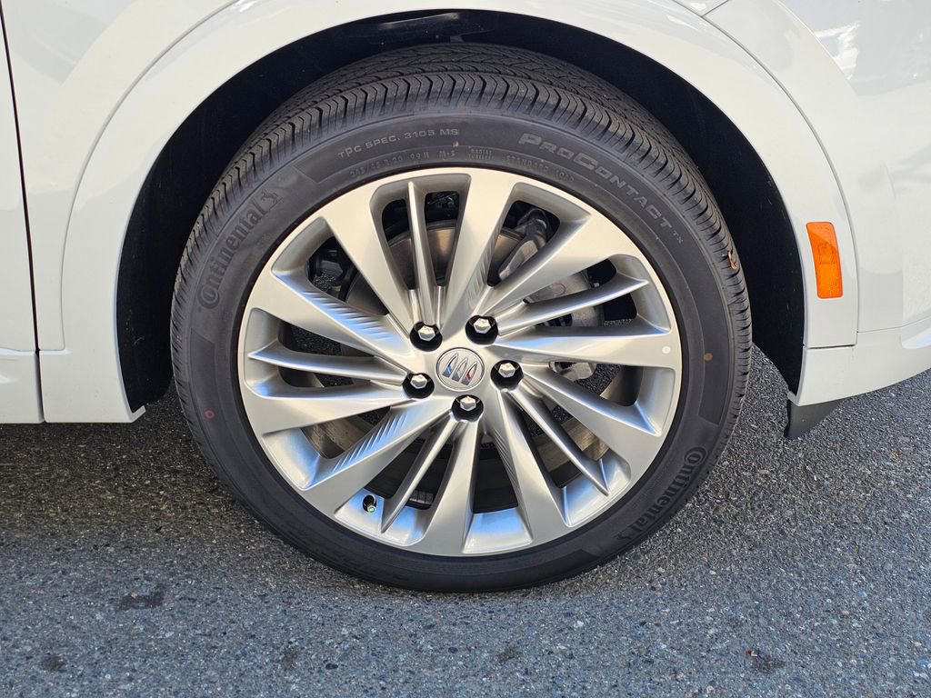 New 2026 Buick Envision Avenir image 9