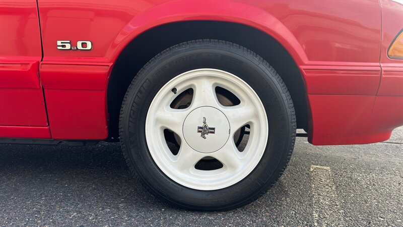 Used 1992 Ford Mustang LX RWD image 13