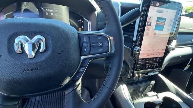 New 2026 RAM 3500 Laramie AWD/4WD image 29