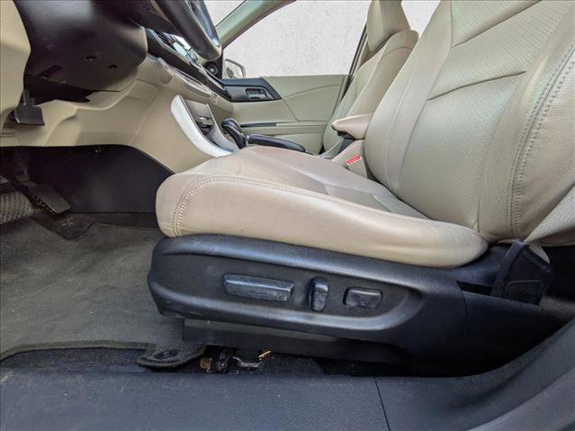 Used 2013 Honda Accord EX-L image 16