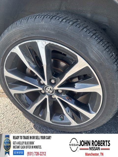 Used 2019 Toyota Corolla XSE image 9