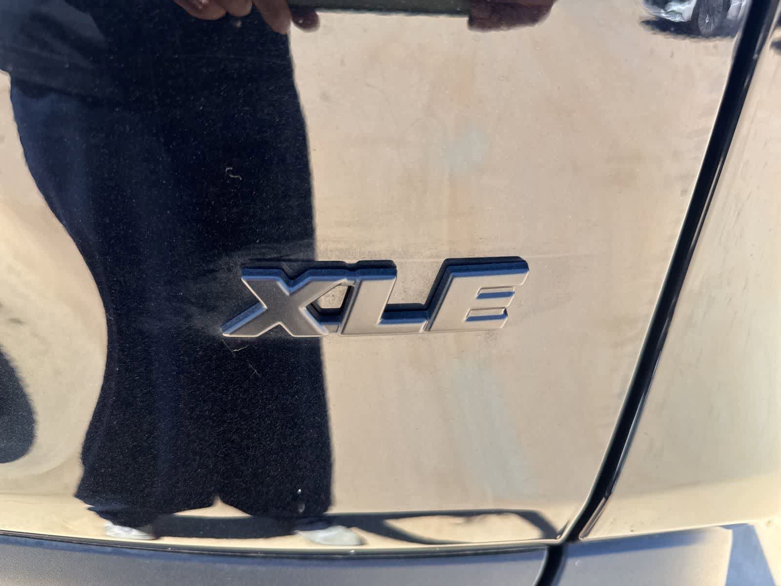 Used 2024 Toyota RAV4 XLE w/ Convenience Package FWD image 14