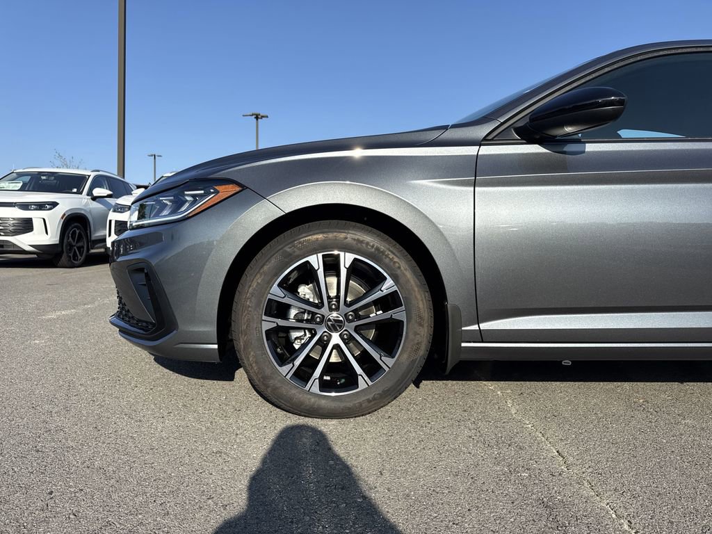 New 2025 Volkswagen Jetta Sport image 9