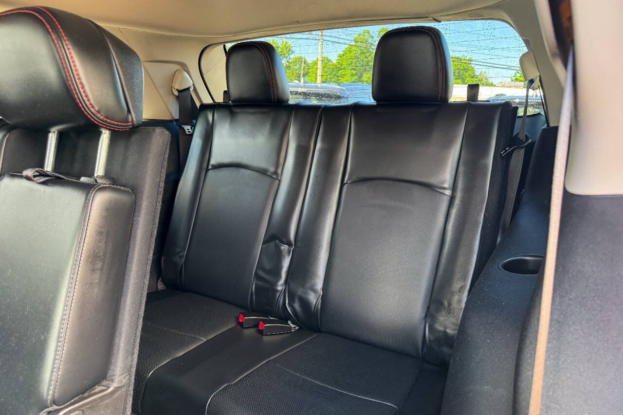 Used 2018 Dodge Journey GT w/ Driver Convenience Group AWD/4WD image 17