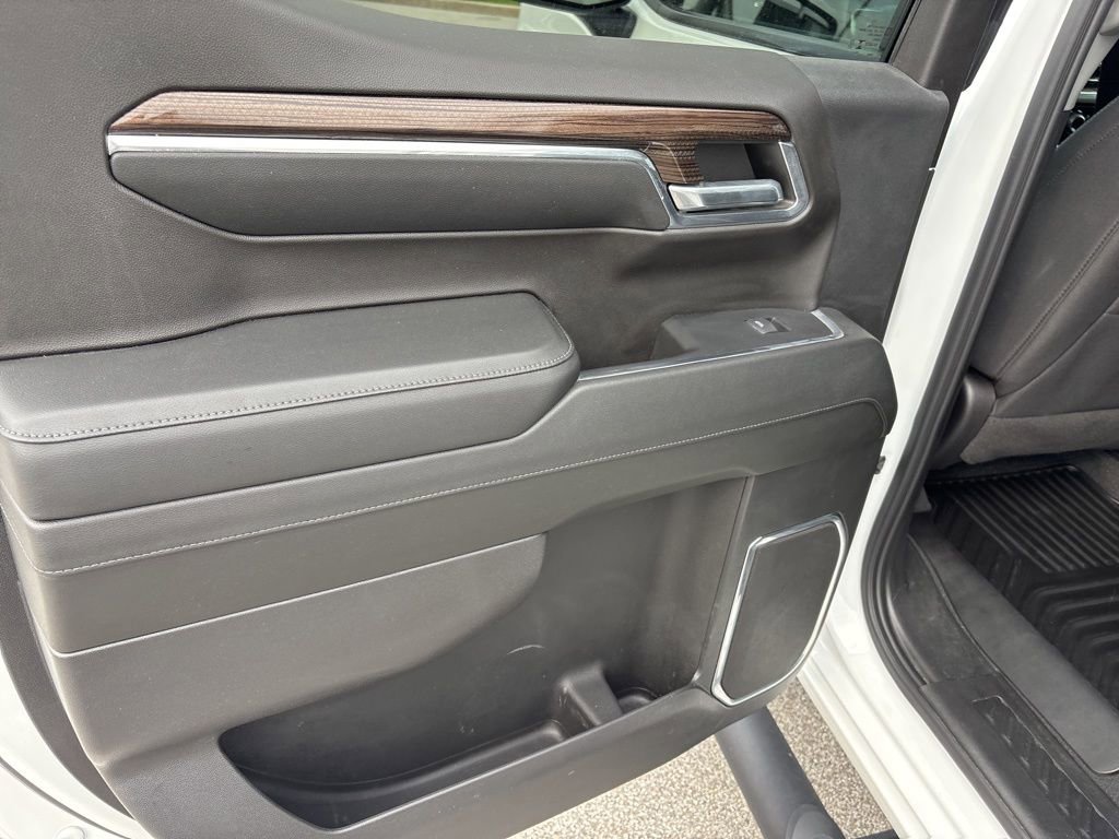 Certified 2024 Chevrolet Silverado 1500 RST w/ Redline Edition image 12