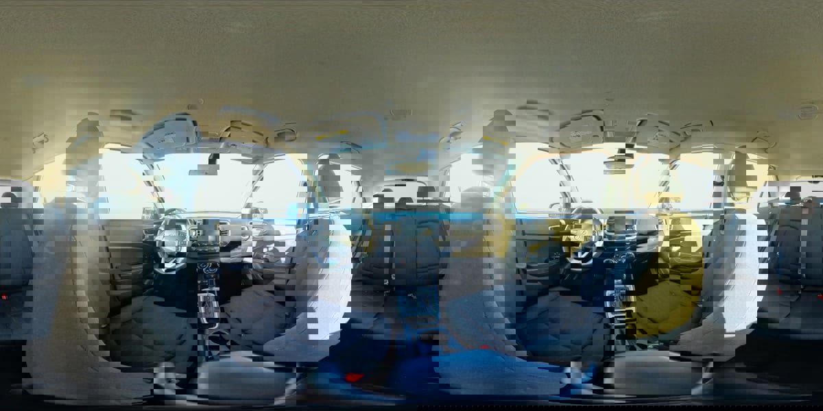 Used 2024 Hyundai Venue SE image 34