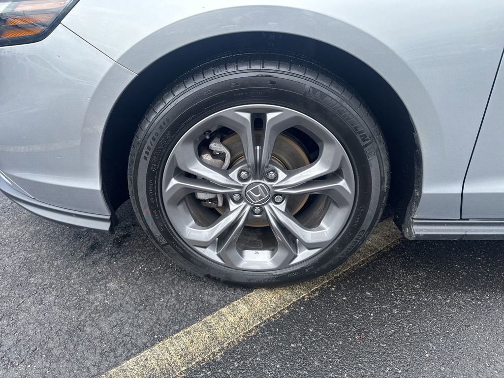 Used 2024 Honda Accord EX image 12