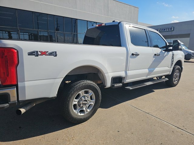 Used 2025 Ford F250 XLT AWD/4WD image 2