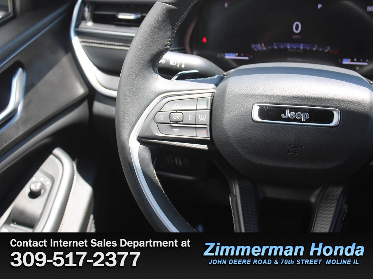 Used 2023 Jeep Grand Cherokee Altitude AWD/4WD image 12