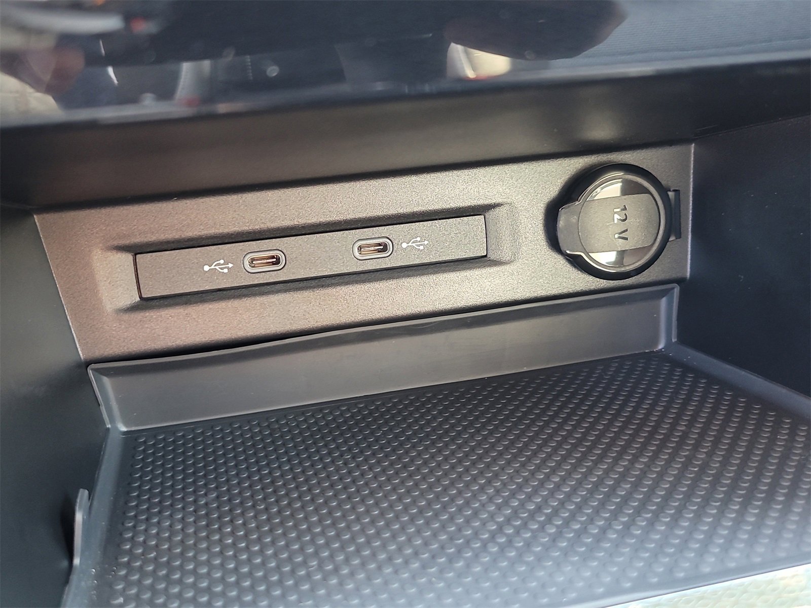 Used 2025 Volkswagen Taos S image 24