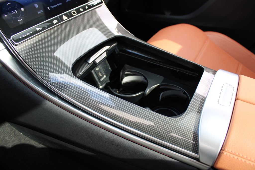 Used 2025 Mercedes-Benz GLC 300 4MATIC image 18