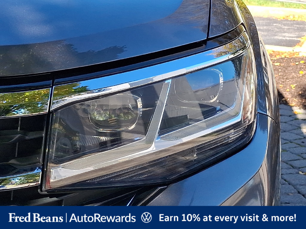 Used 2023 Volkswagen Atlas SE w/ Panoramic Sunroof Package AWD/4WD image 13