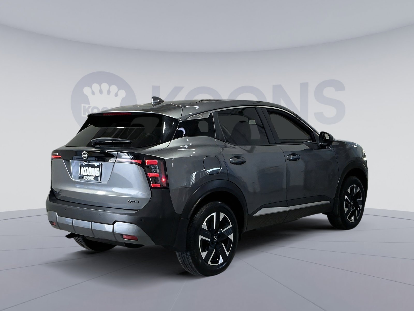 Used 2025 Nissan Kicks SV image 16