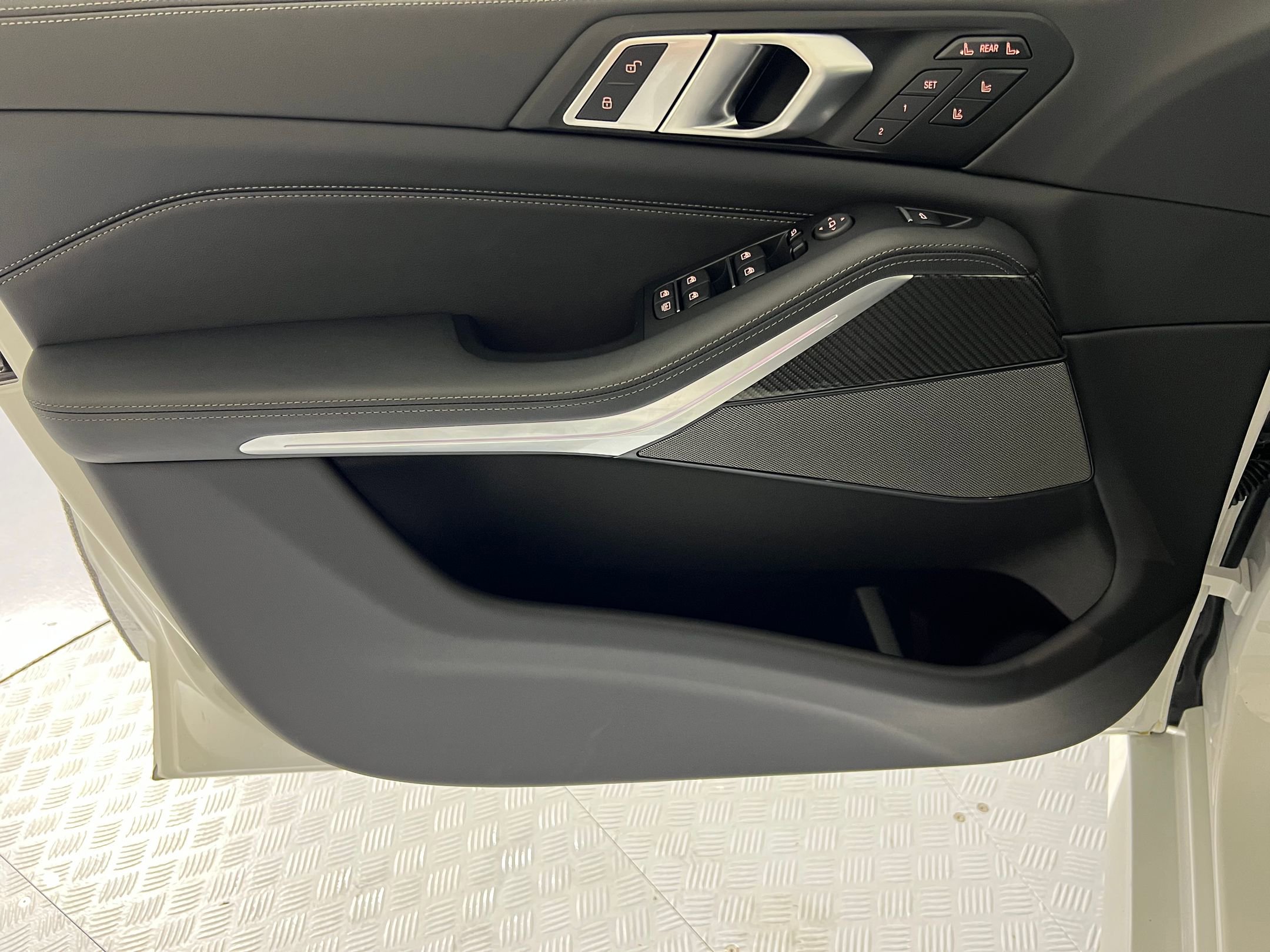 New 2026 BMW X7 M60i image 12