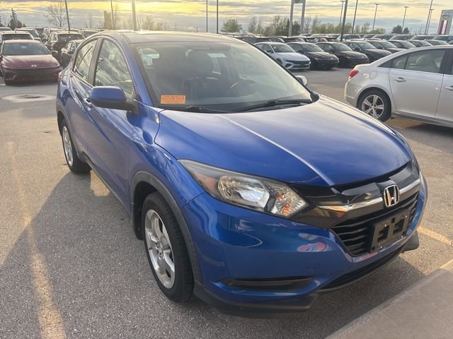 Used 2018 Honda HR-V LX image 1