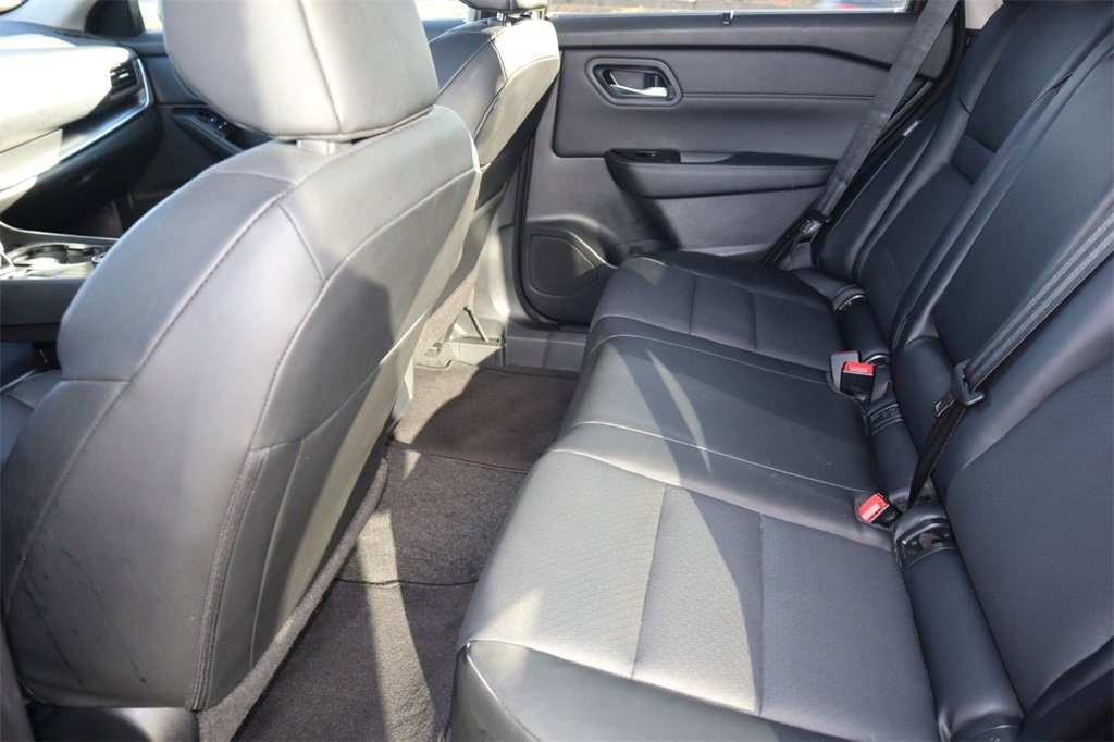 Certified 2024 Nissan Rogue SV w/ SV Premium Package image 20