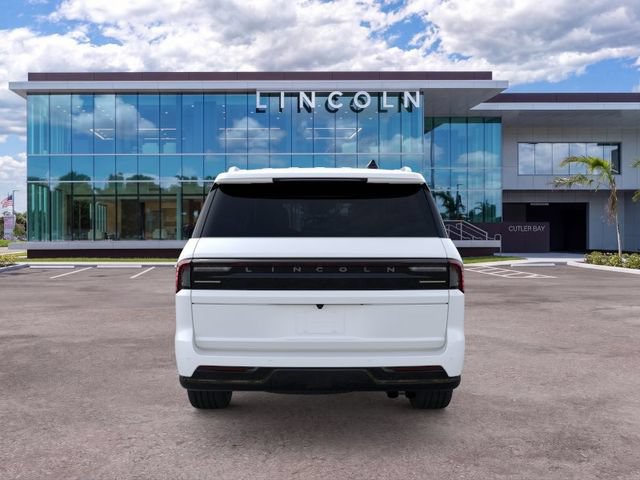 New 2025 Lincoln Navigator L Black Label AWD/4WD image 5