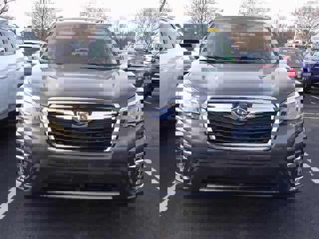 Used 2021 Subaru Forester Touring image 2