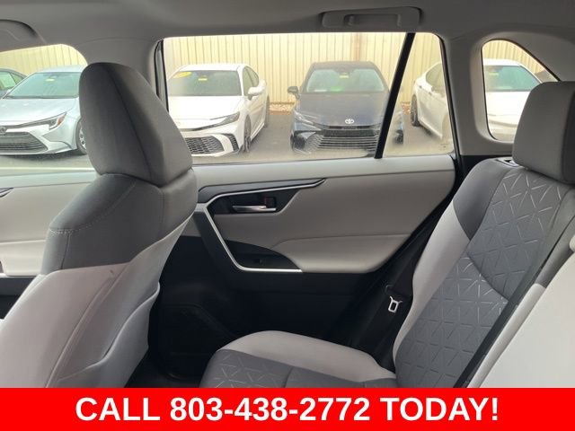 Used 2022 Toyota RAV4 XLE w/ Convenience Package AWD/4WD image 14