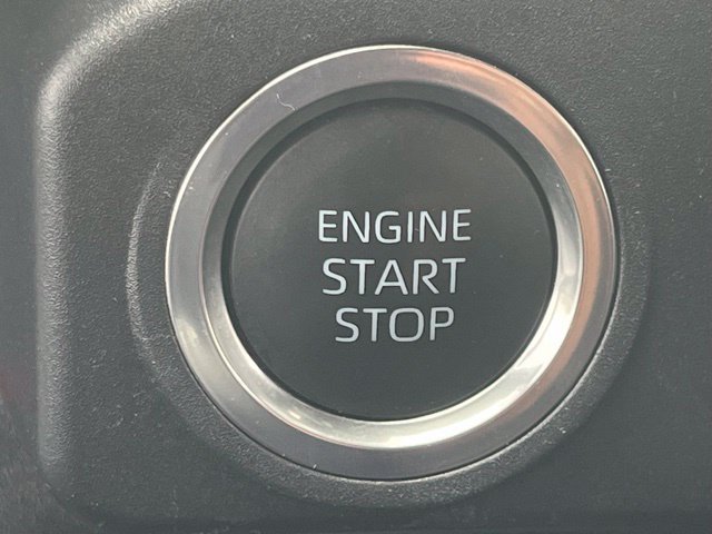 Used 2025 Toyota 4Runner SR5 AWD/4WD image 14
