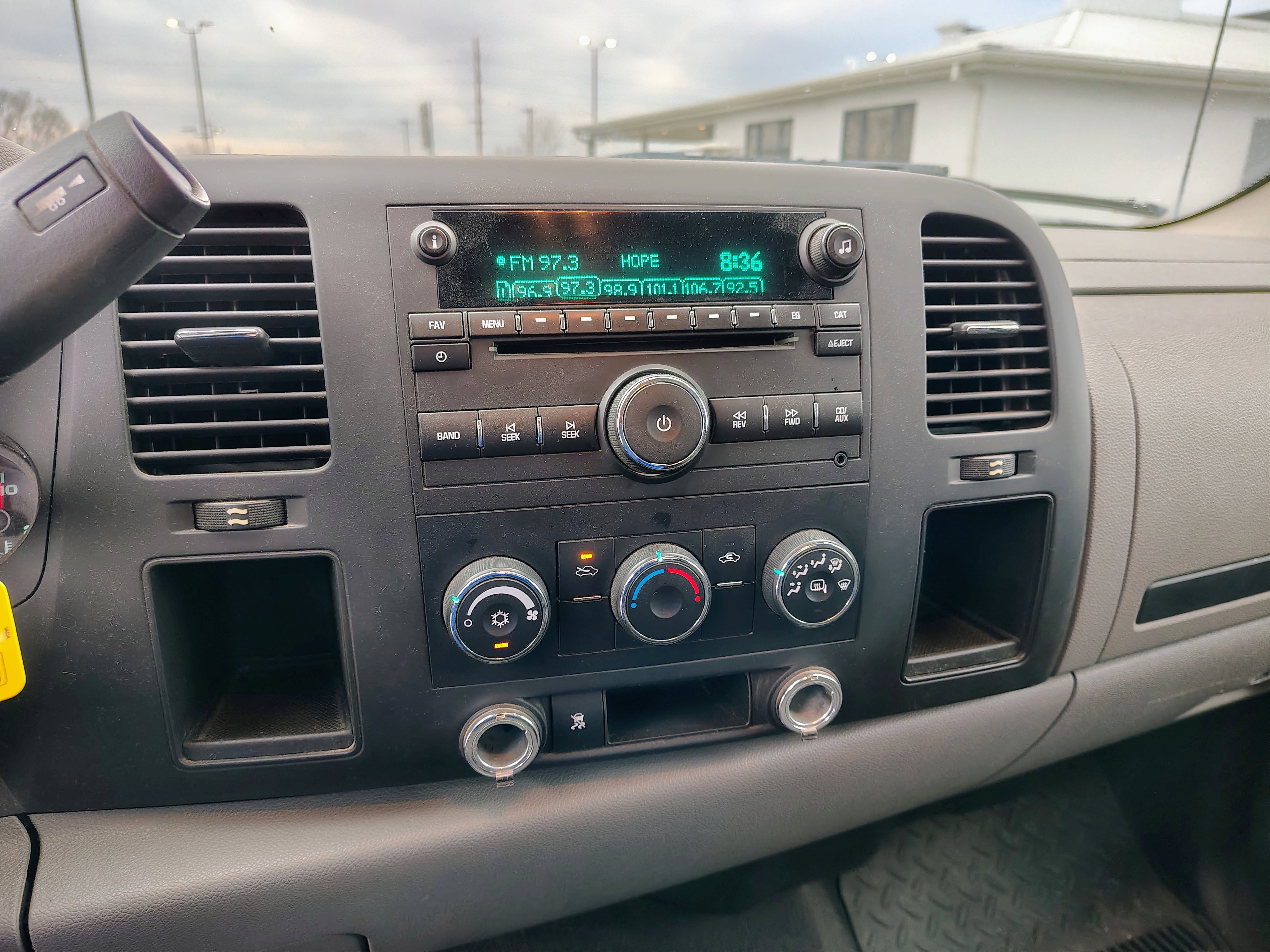 Used 2011 GMC Sierra 1500 SL image 3