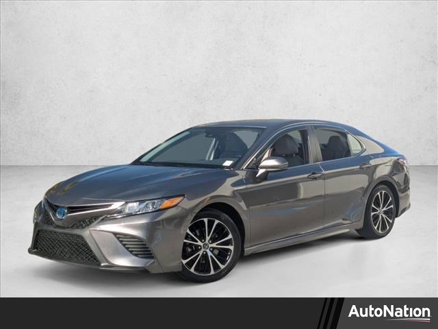 Used 2019 Toyota Camry SE image 1