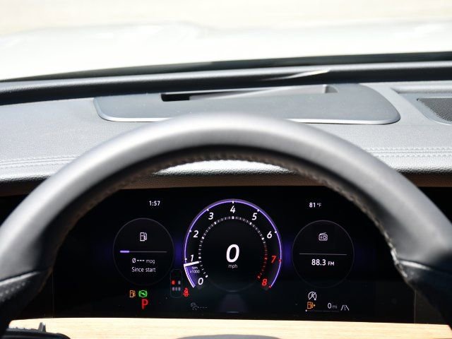 New 2026 Volkswagen Tiguan SEL R-Line AWD/4WD image 26