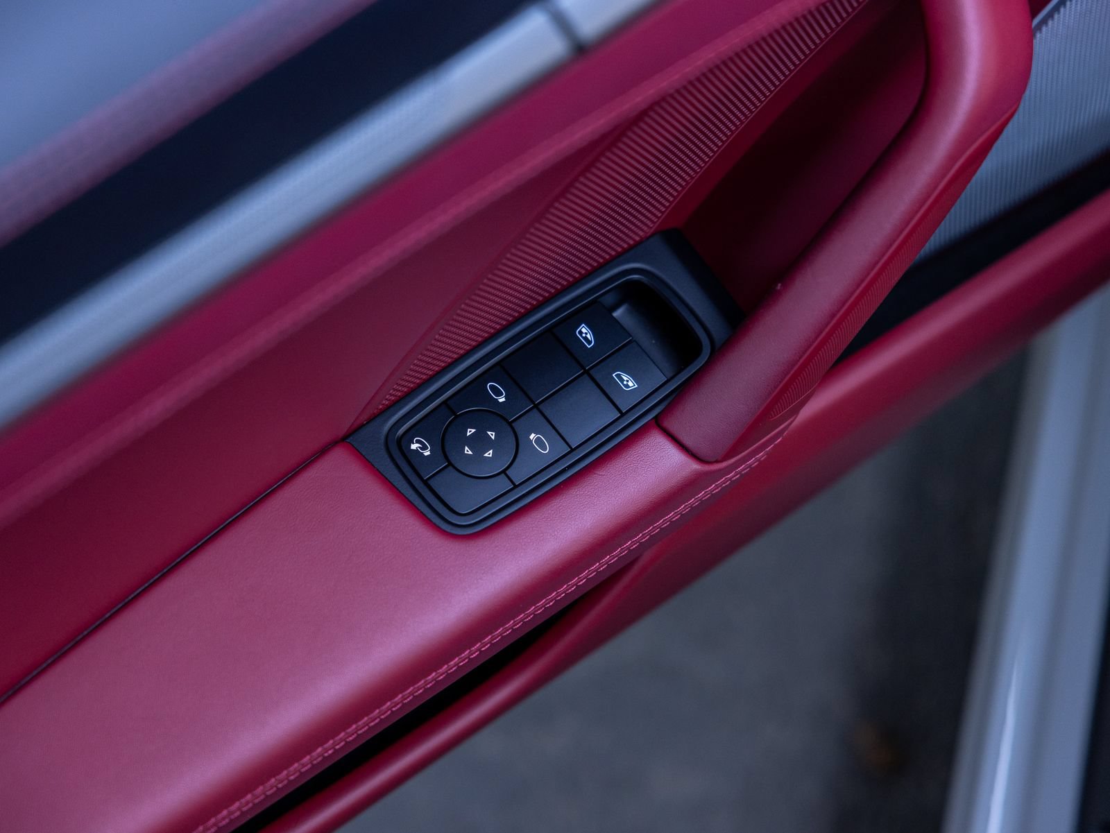 Certified 2025 Porsche 911 Carrera S RWD image 42