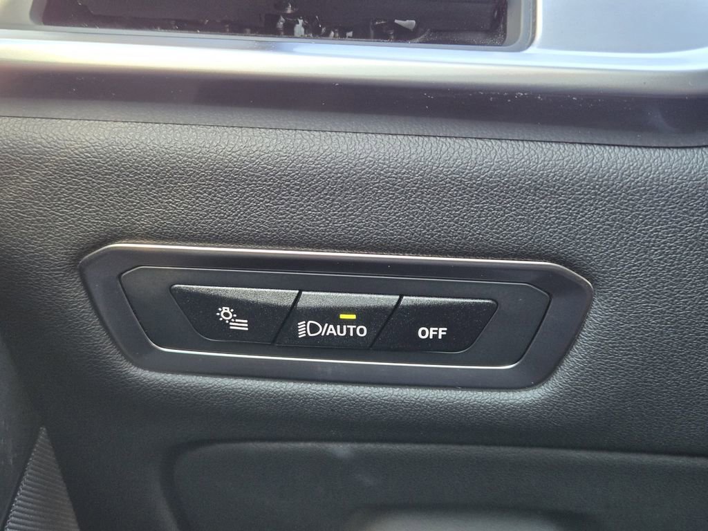 Certified 2025 BMW X7 M60i image 24