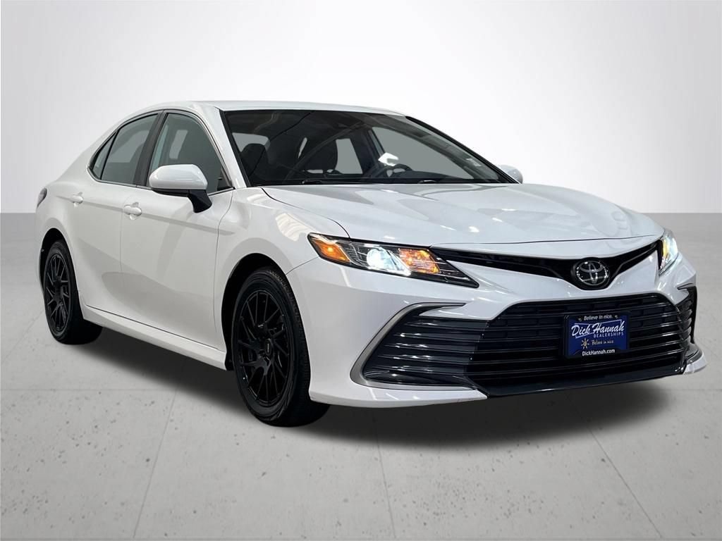 Used 2023 Toyota Camry LE FWD image 8