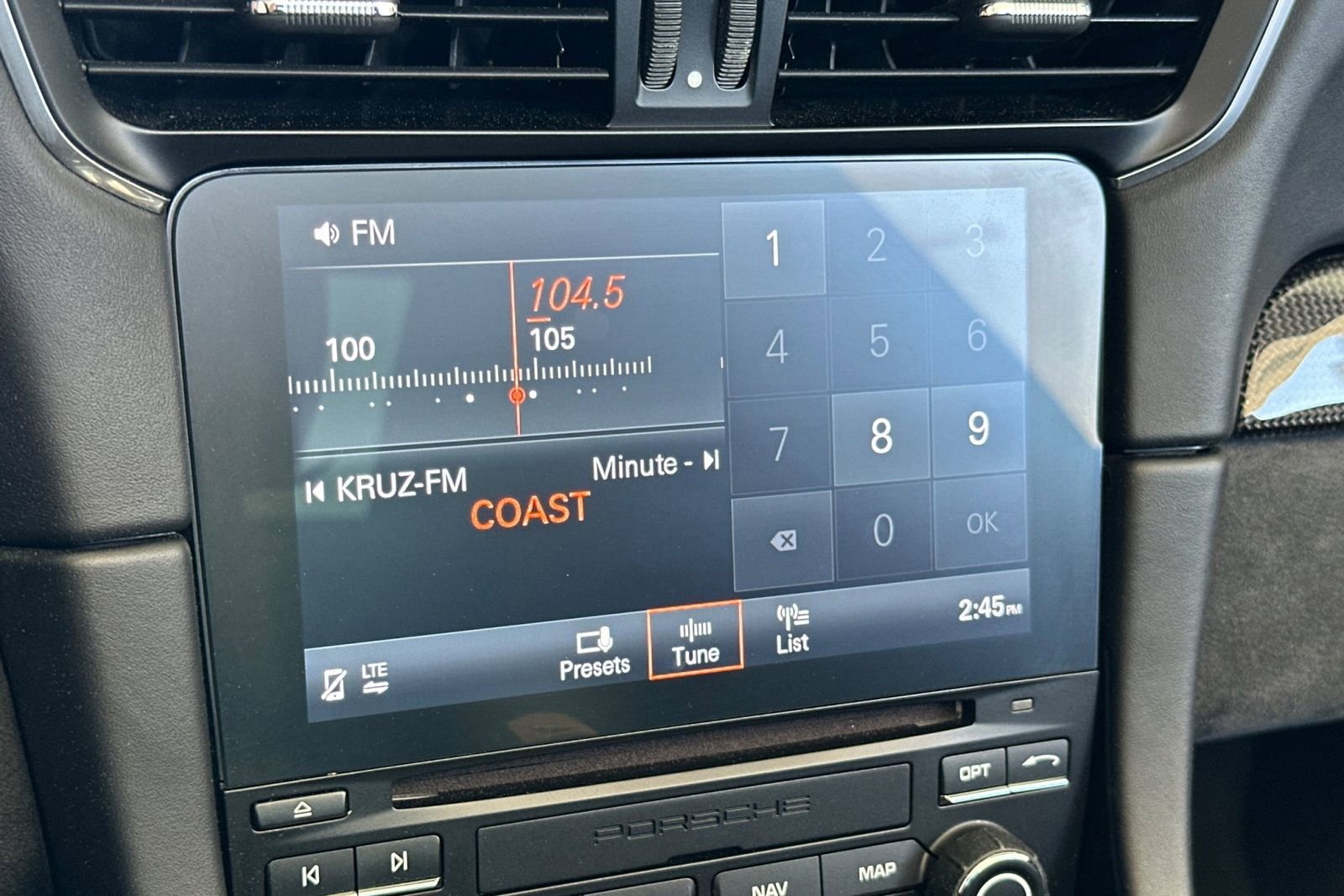 Used 2018 Porsche 911 Targa 4 GTS image 23