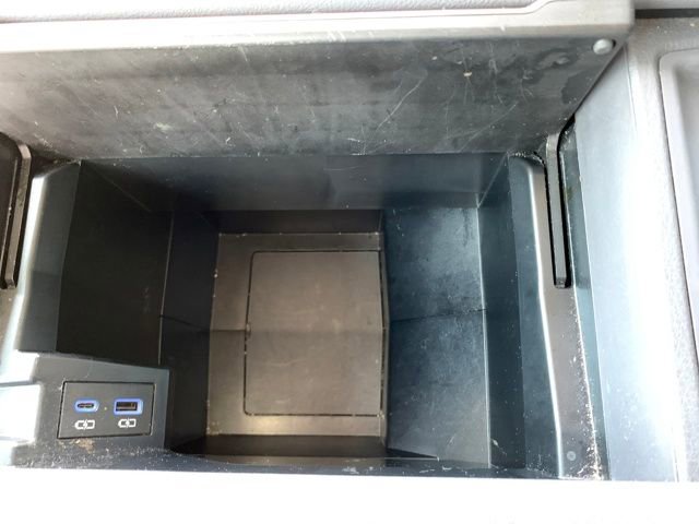 Used 2023 Toyota Sienna LE image 25