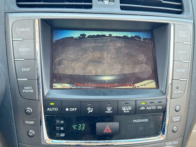 Used 2010 Lexus IS 350C RWD image 17