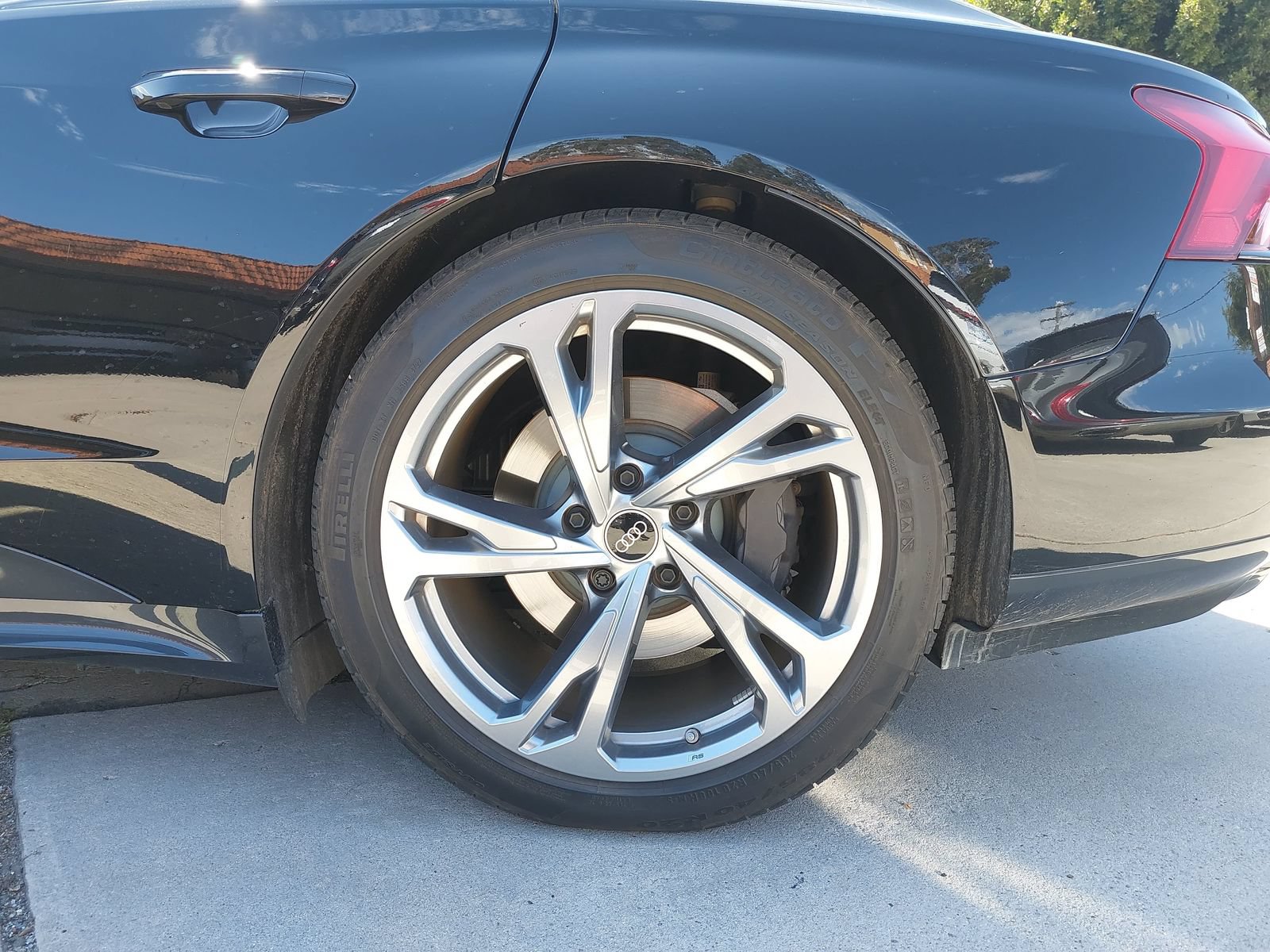 Used 2023 Audi e-tron GT Premium Plus AWD/4WD image 7