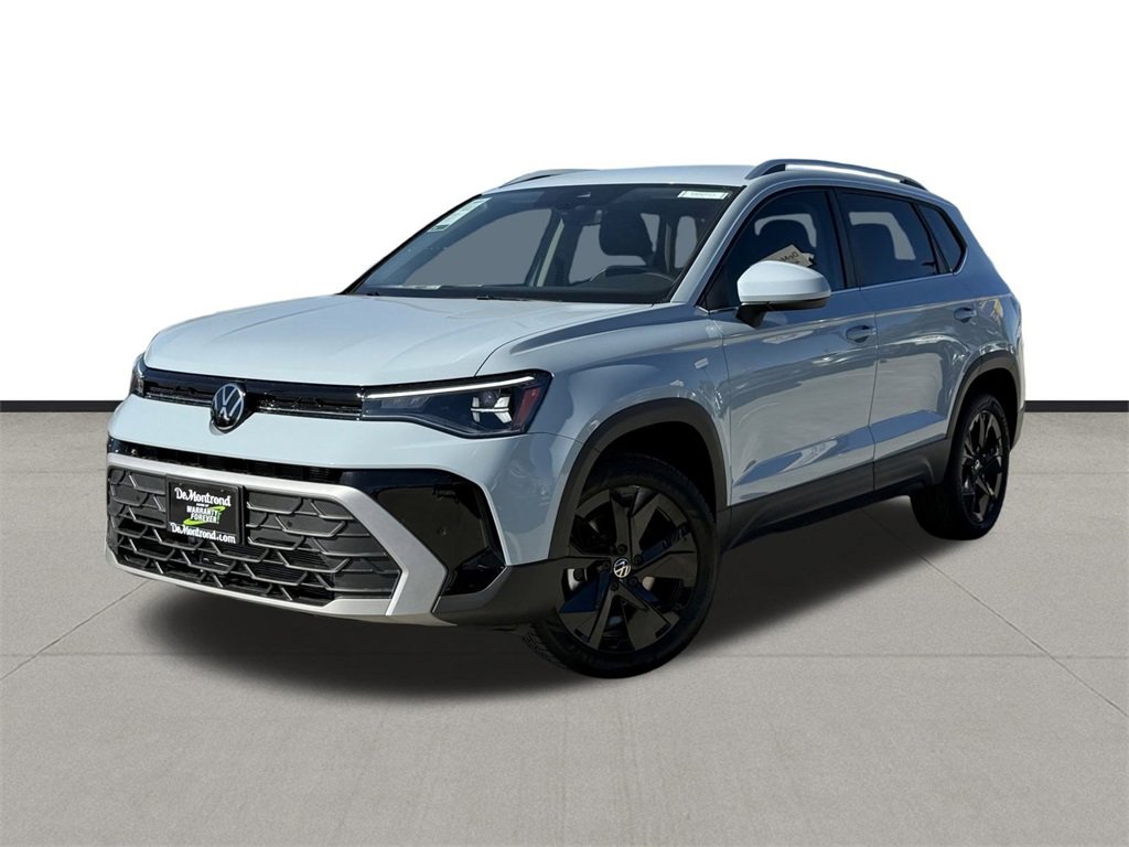 New 2026 Volkswagen Taos SE image 1