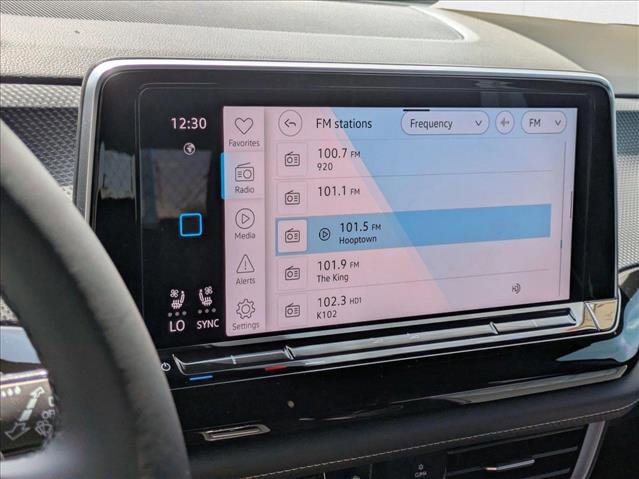 New 2025 Volkswagen Atlas Cross Sport SEL Premium R-Line image 14