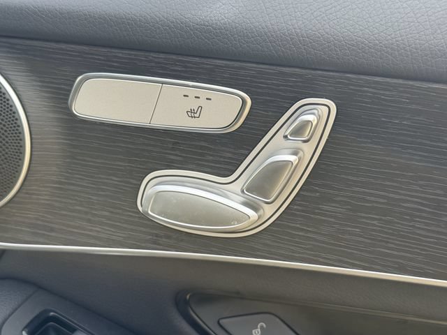 Used 2022 Mercedes-Benz GLC 300 4MATIC image 31