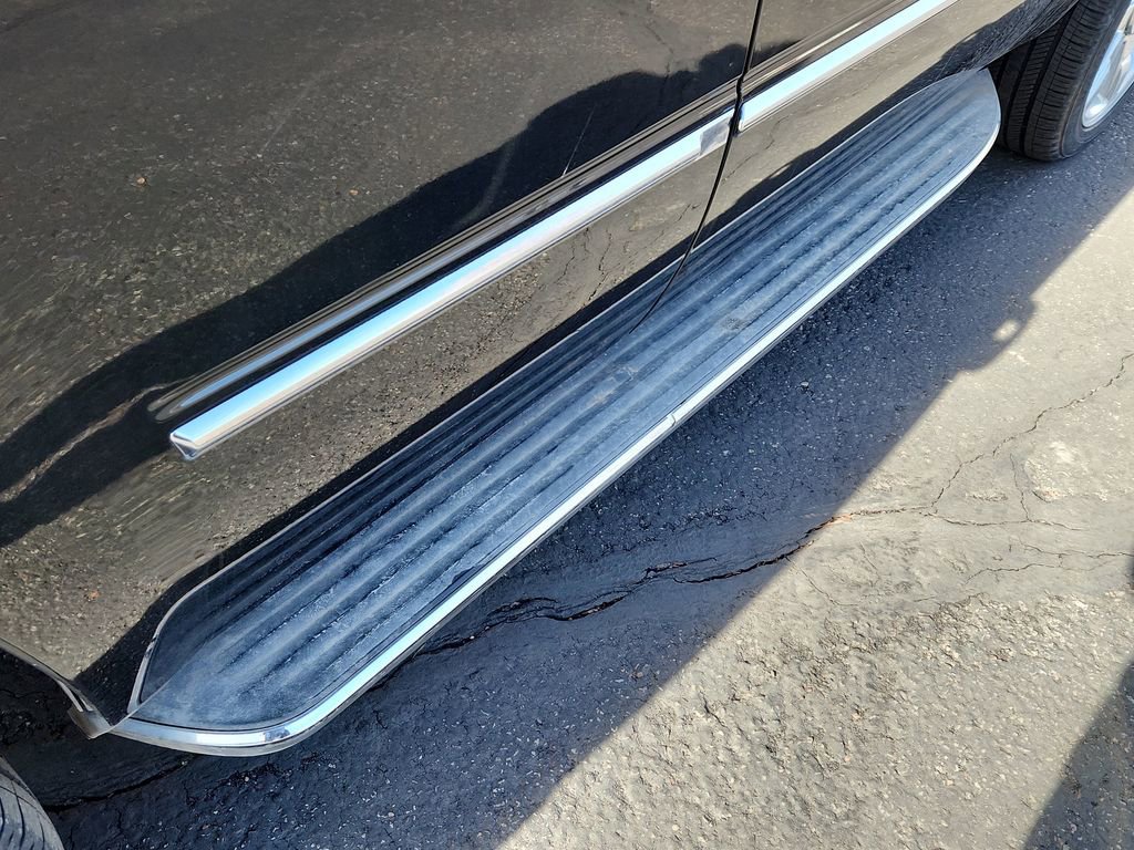 Used 2013 Cadillac Escalade Luxury image 14